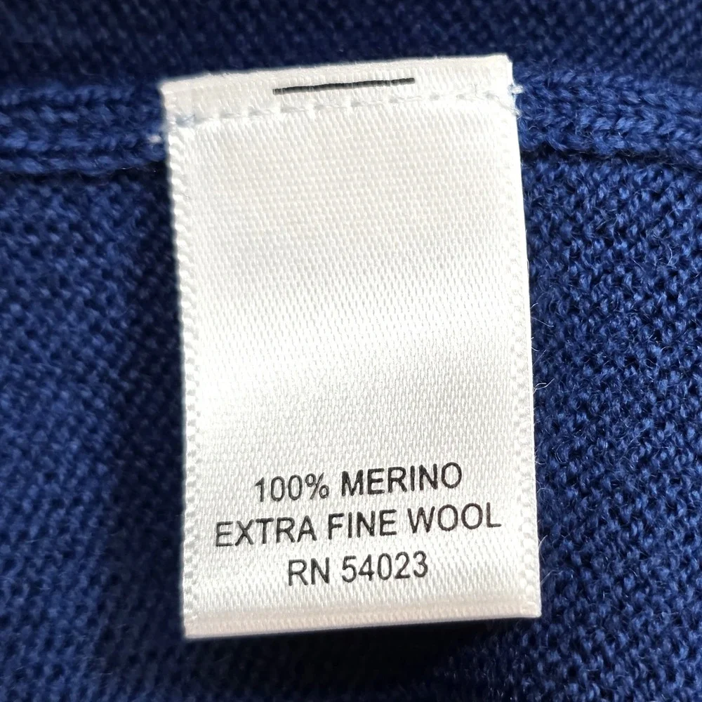 Banana Republic Extra Fine Merino Wool Sweater Mens M Blue‎ Vneck Knit Jumper